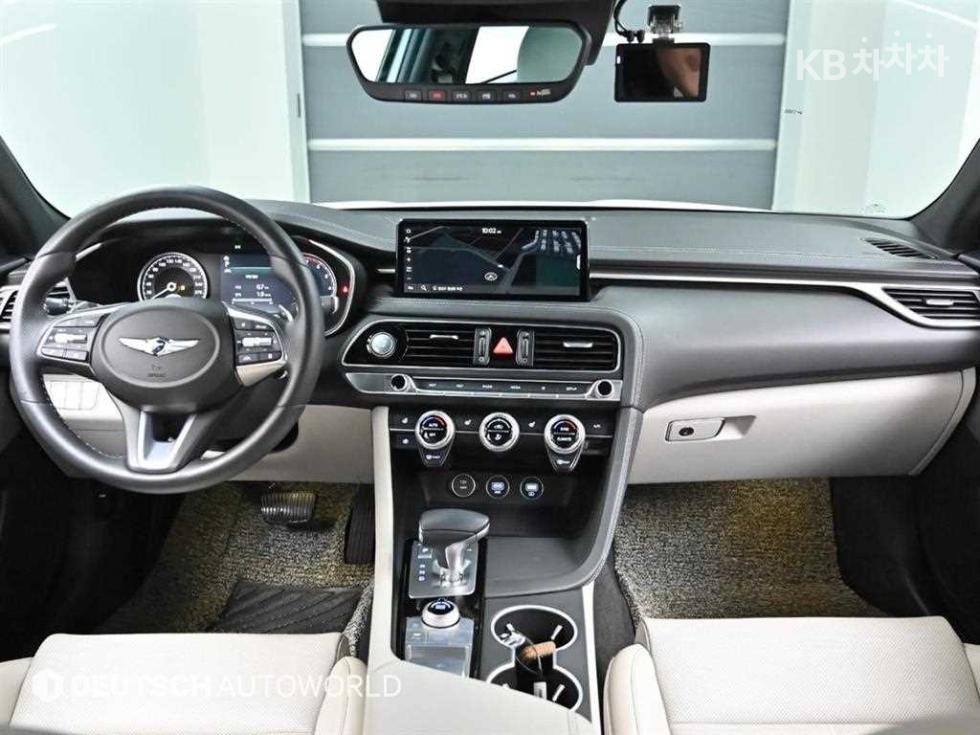 Genesis G70 — miniaturë 7