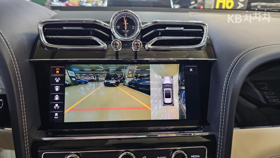 2021 - bentley bentayga