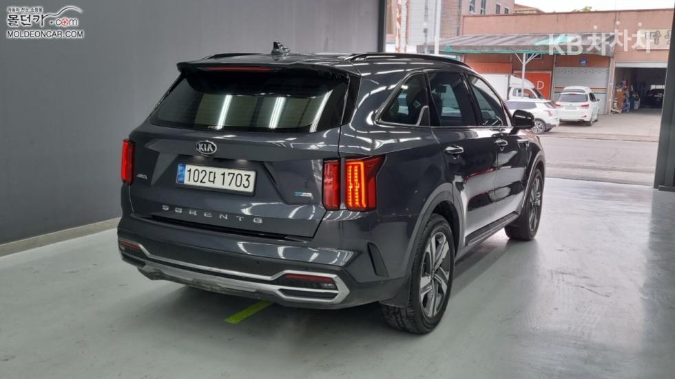 2021 - kia sorento