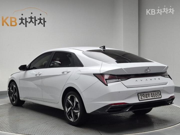 Hyundai Avante 1.6 Gasoline Modern - фото 2