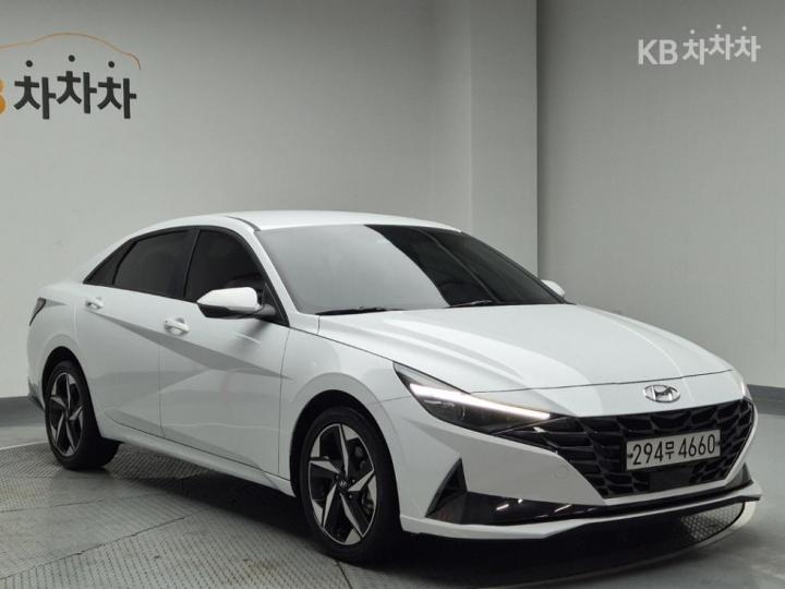 Hyundai Avante 1.6 Gasoline Modern - фото 4