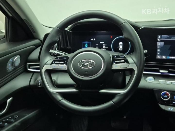 Hyundai Avante 1.6 Gasoline Modern - фото 9