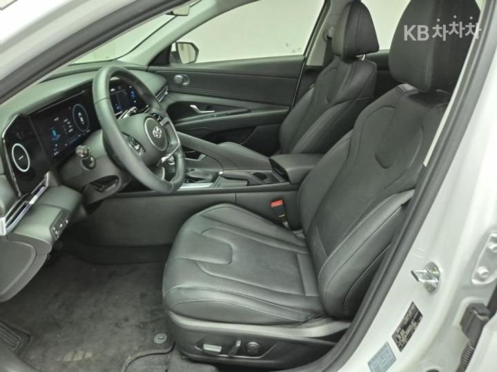 Hyundai Avante 1.6 Gasoline Modern - фото 11