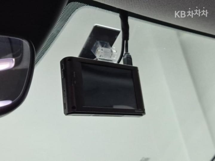 Hyundai Avante 1.6 Gasoline Modern - фото 16