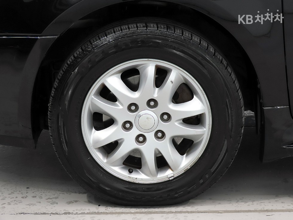 2012 - kia carnival
