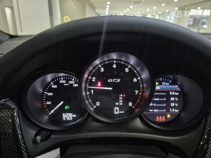 Porsche Macan 2.9 GTS 5