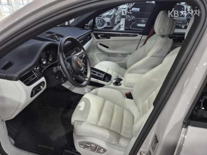 Porsche Macan 2.9 GTS 6