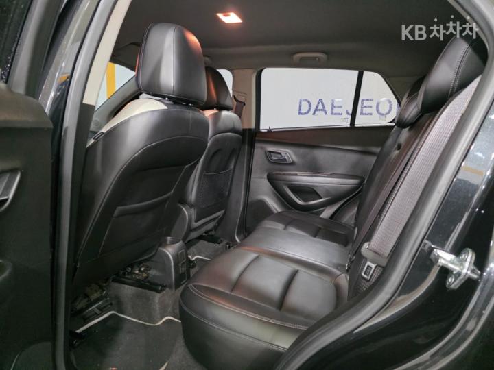 Chevrolet Trax 1.4 Perfect Black 9