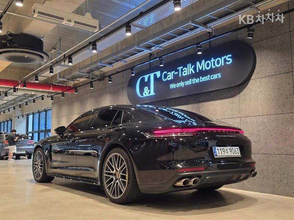 Porsche Panamera — miniaturë 3