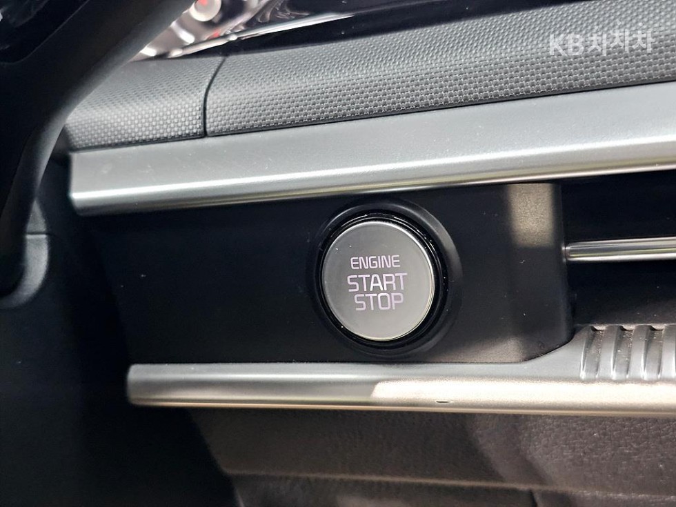 2021 - kia k5