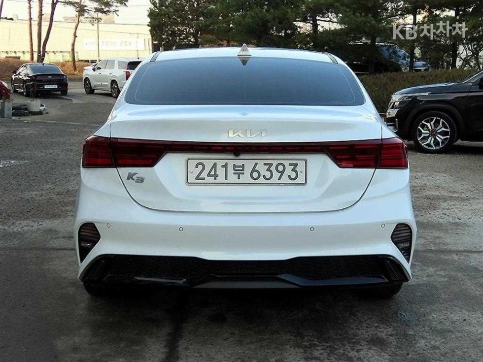2022 - kia k3
