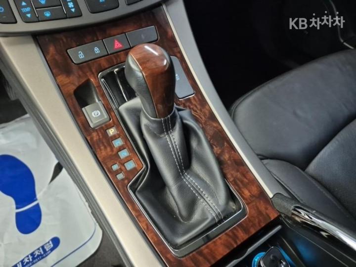 Chevrolet Alpheon EL240 Premium 9