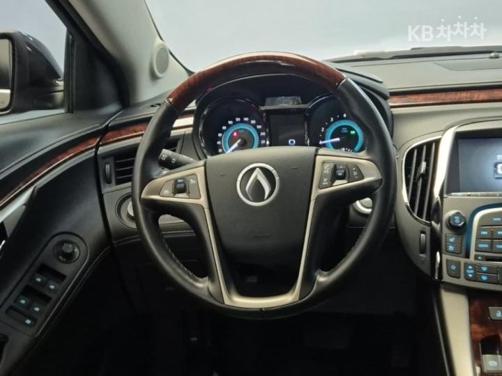 Chevrolet Alpheon EL240 Premium 10