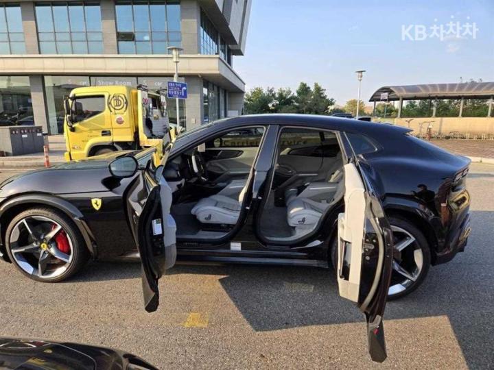 Ferrari Purosangue 6.5 V12 Basic - фото 8