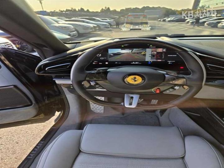 Ferrari Purosangue 6.5 V12 Basic - фото 14