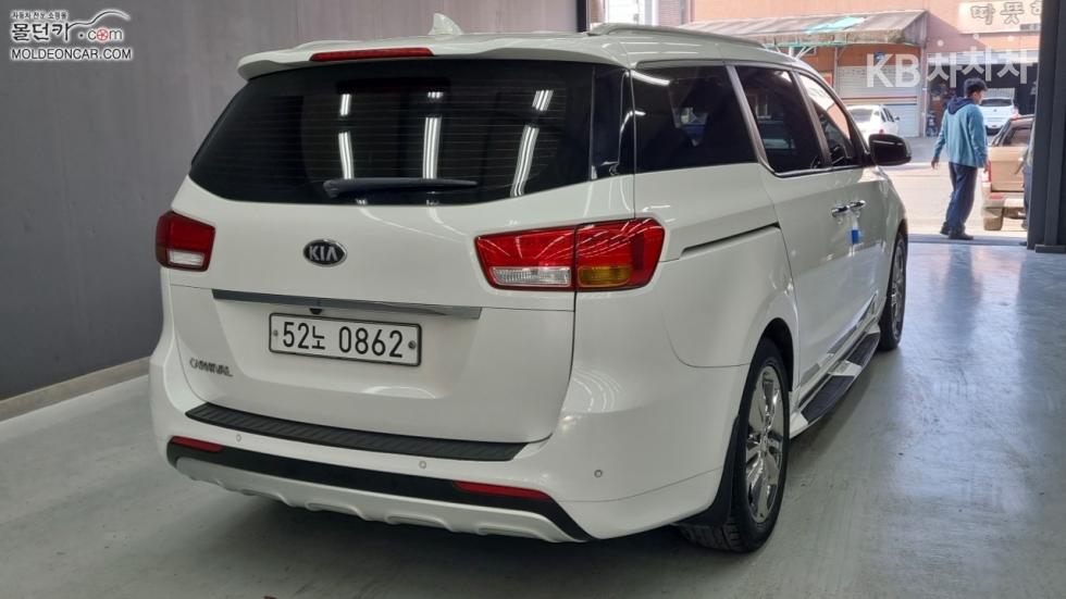 2016 - kia carnival