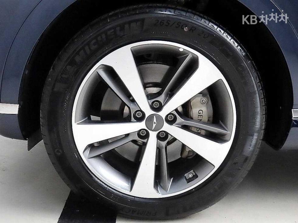 2021 Genesis GV80 photo