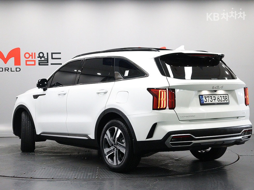 2023 - kia sorento