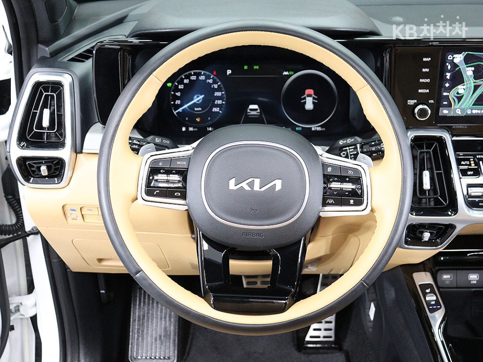 2023 - kia sorento