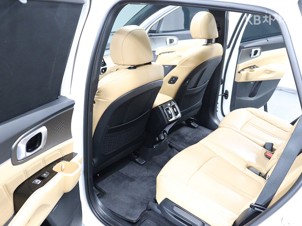 2023 - kia sorento