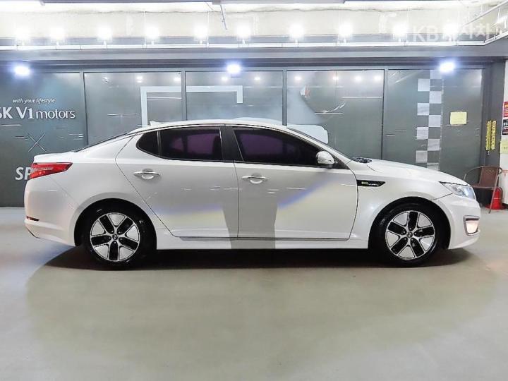 Kia K5 Hybrid Noblesse 4