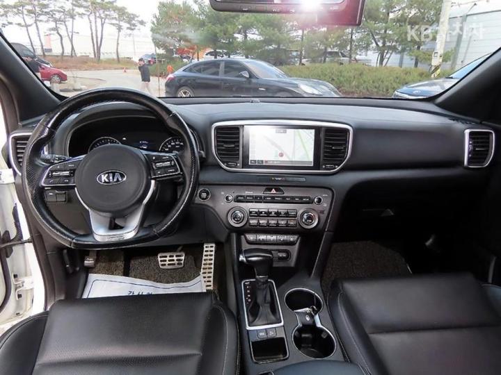 Kia Sportage The Bold 2.0 Diesel 2WD Prestige 8