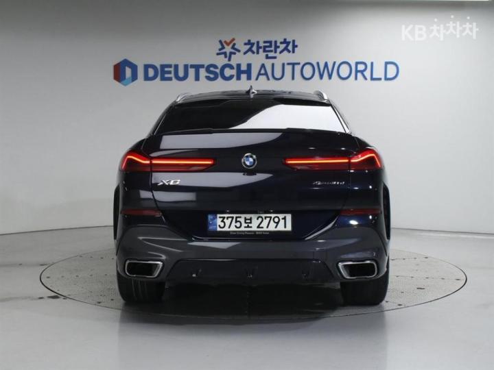 BMW X6 G06 xDrive 40d M Sport — фото 4
