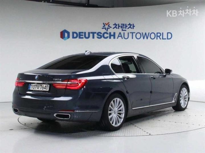 BMW 7 Series G11 730d xDrive Base Type 3