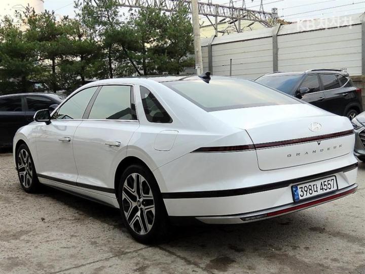 Hyundai Grandeur The 3.5 LPG Premium 4