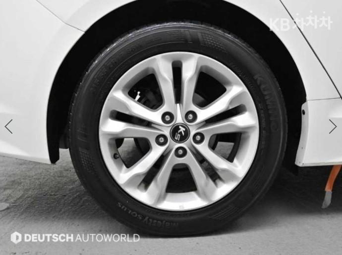 Kia K5 2.0 LPI Prestige 6