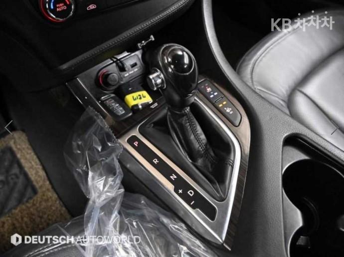 Kia K5 2.0 LPI Prestige 10