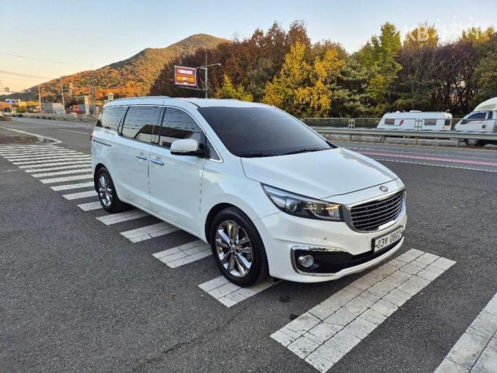 Kia Carnival R Grand High Limousine GLX Premium 8