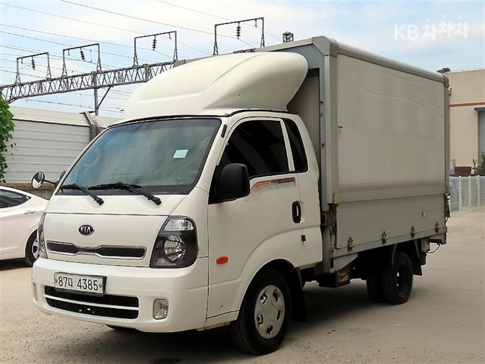2013 - kia bongo iii