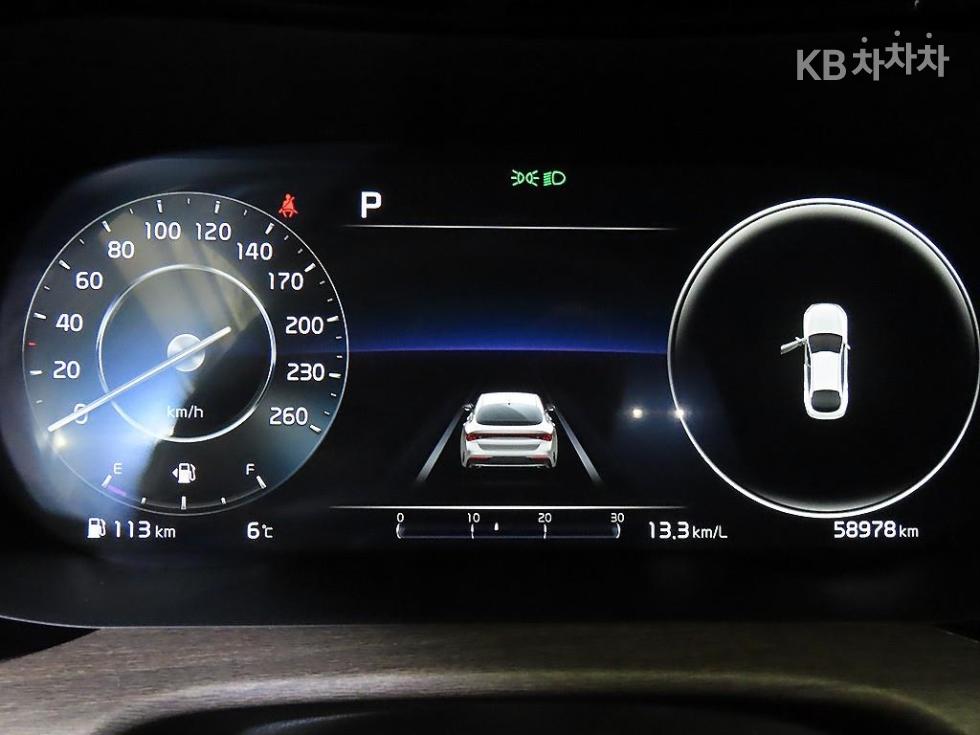 2022 - kia k5