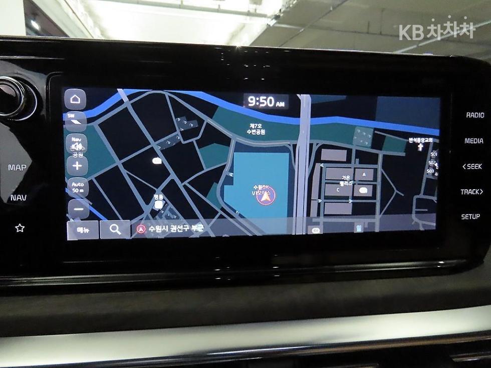2022 - kia k5