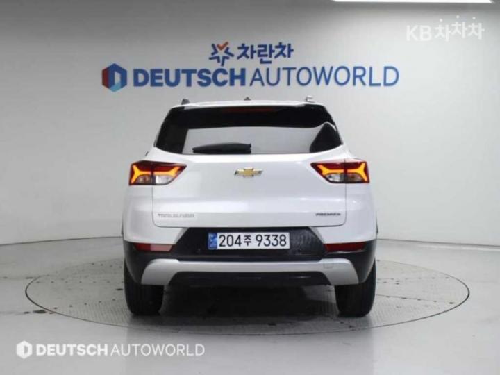 Chevrolet Trailblazer 1.35 Gasoline 2WD Premier 5