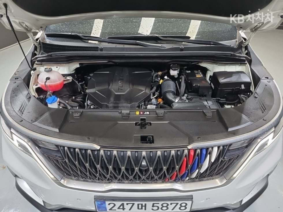 2022 - kia carnival