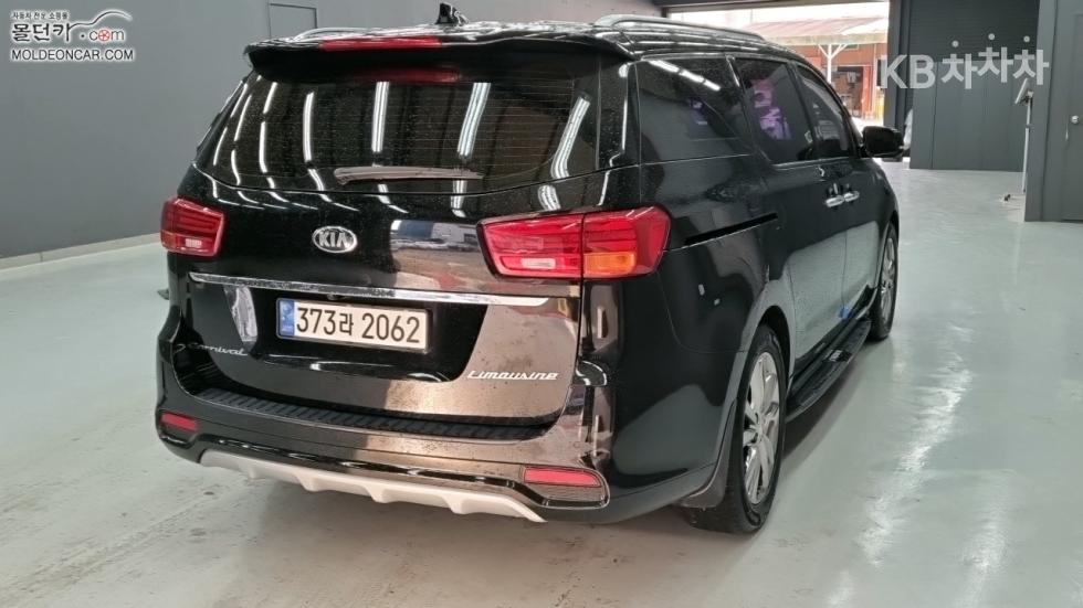 2019 - kia carnival