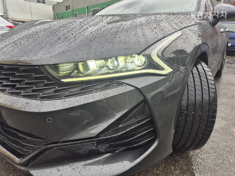 2021 - kia k5