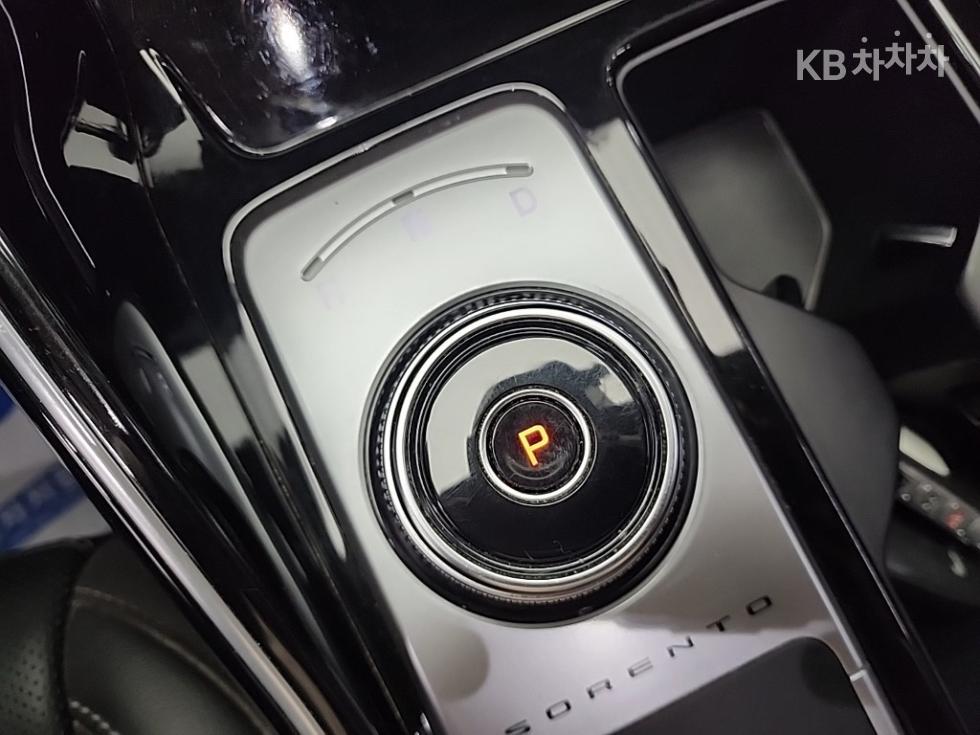 2022 - kia sorento
