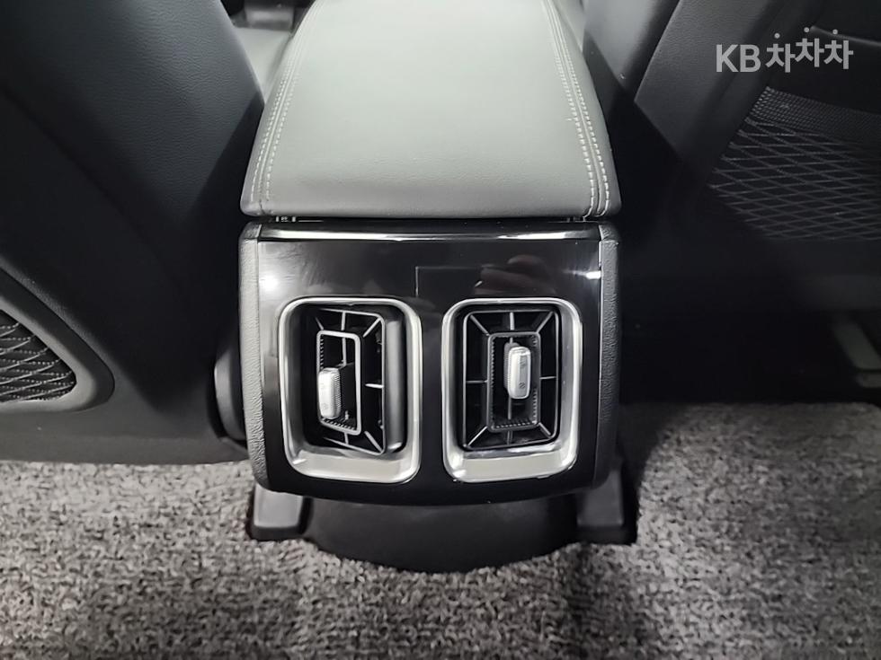 2022 - kia sorento