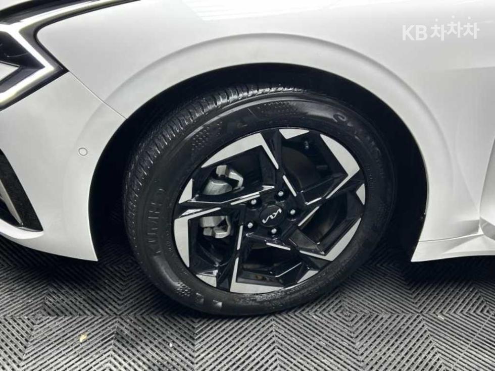2024 - kia k5