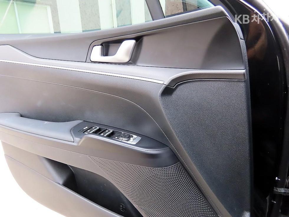 2021 - kia k5
