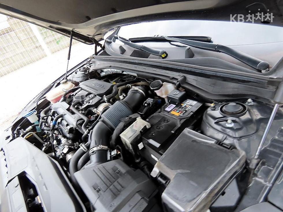 2021 - kia k5