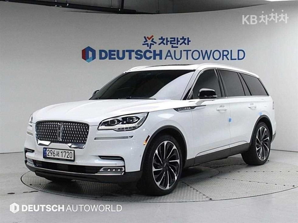 Lincoln Aviator