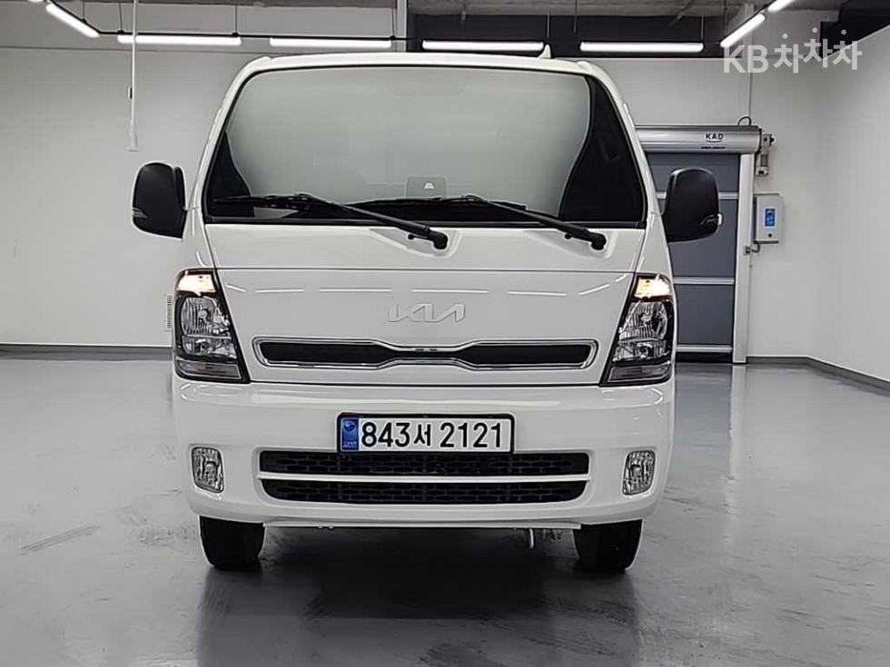 2024 - kia bongo iii