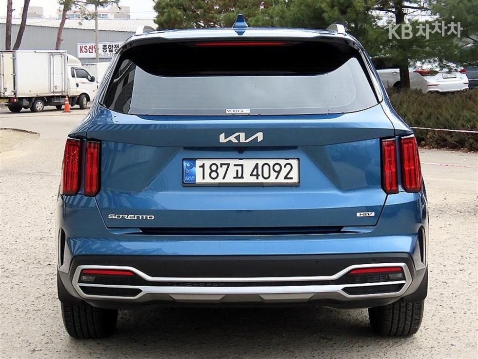 2023 - kia sorento