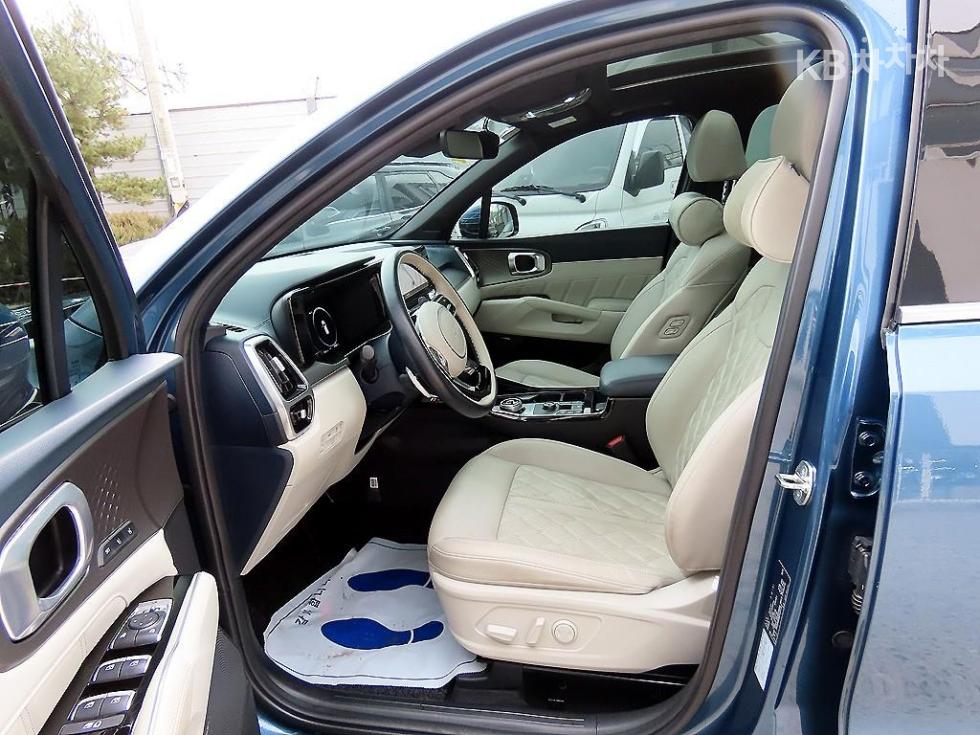 2023 - kia sorento