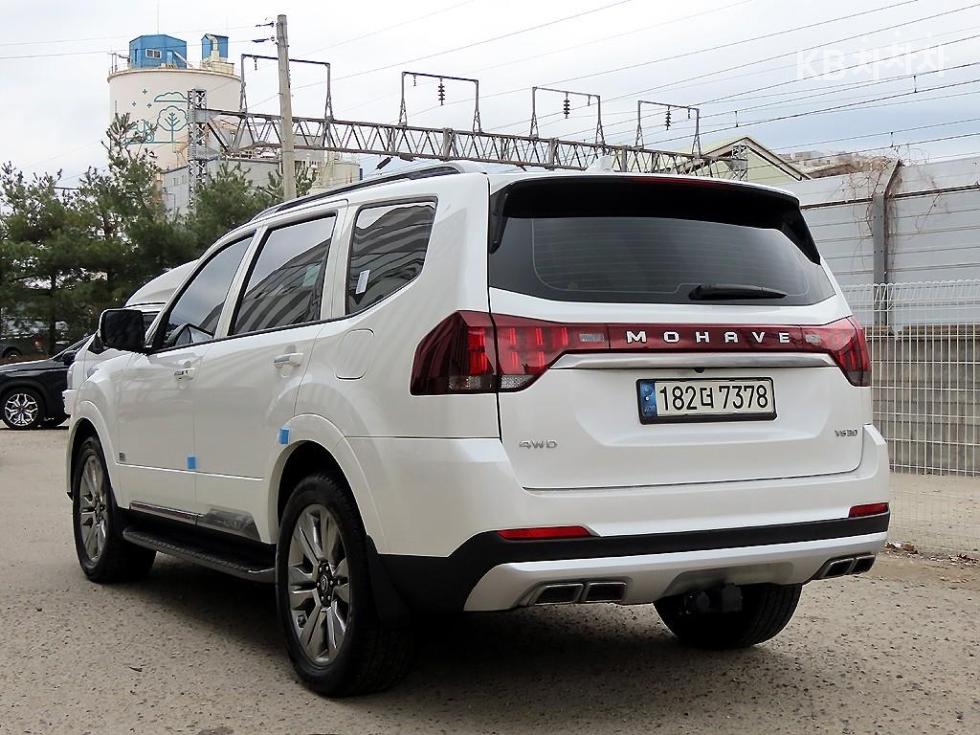2021 - kia mohave