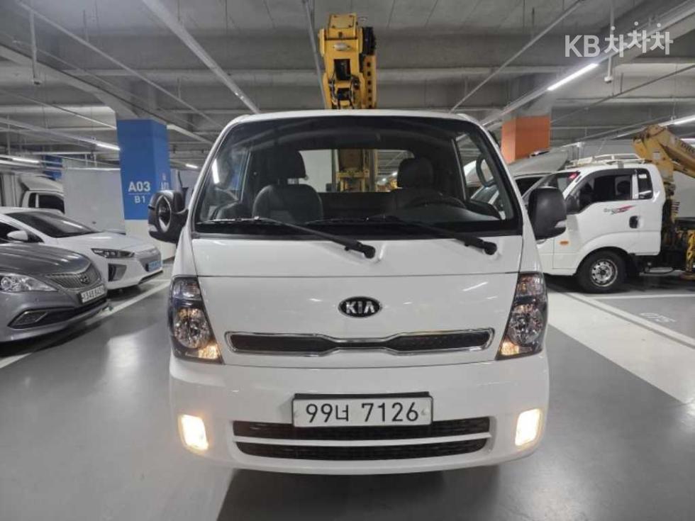 2017 - kia bongo iii